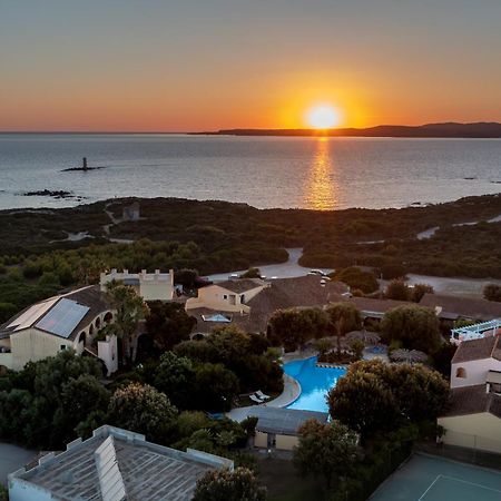 Hotel Luci Del Faro Калазетта Экстерьер фото
