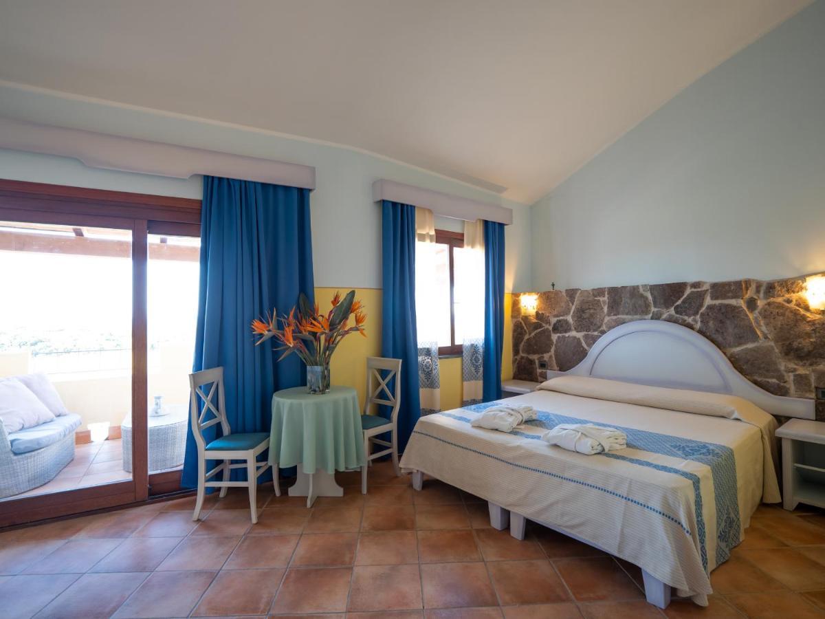 Hotel Luci Del Faro Калазетта Экстерьер фото