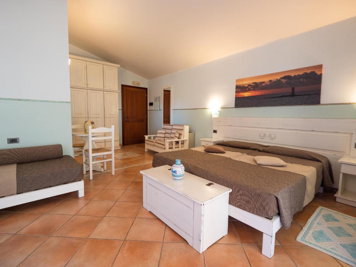 Hotel Luci Del Faro Калазетта Экстерьер фото