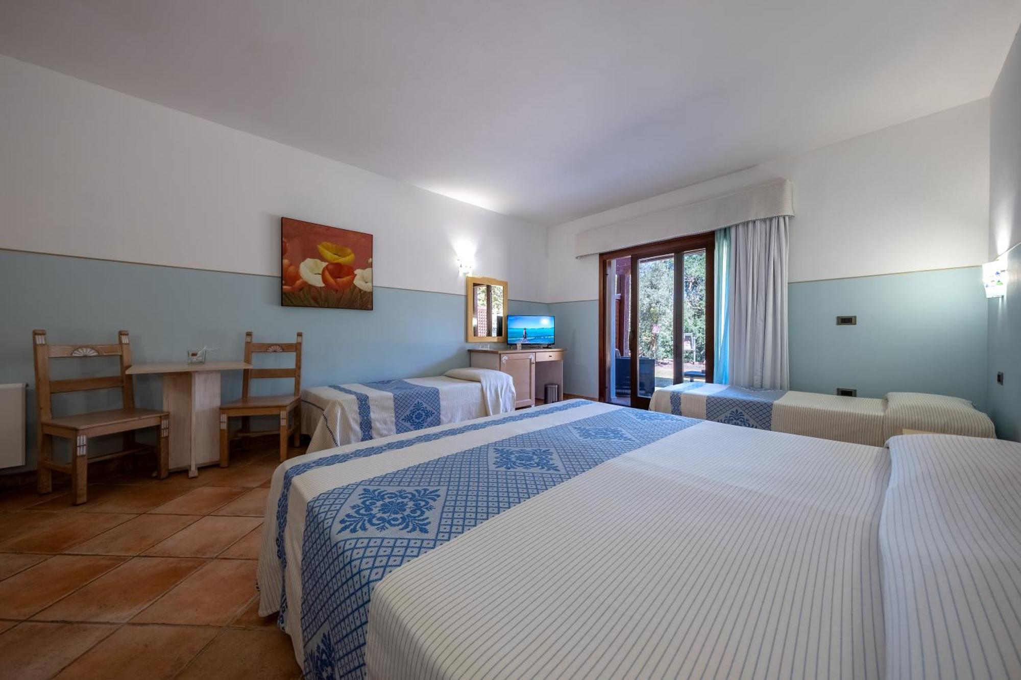 Hotel Luci Del Faro Калазетта Экстерьер фото
