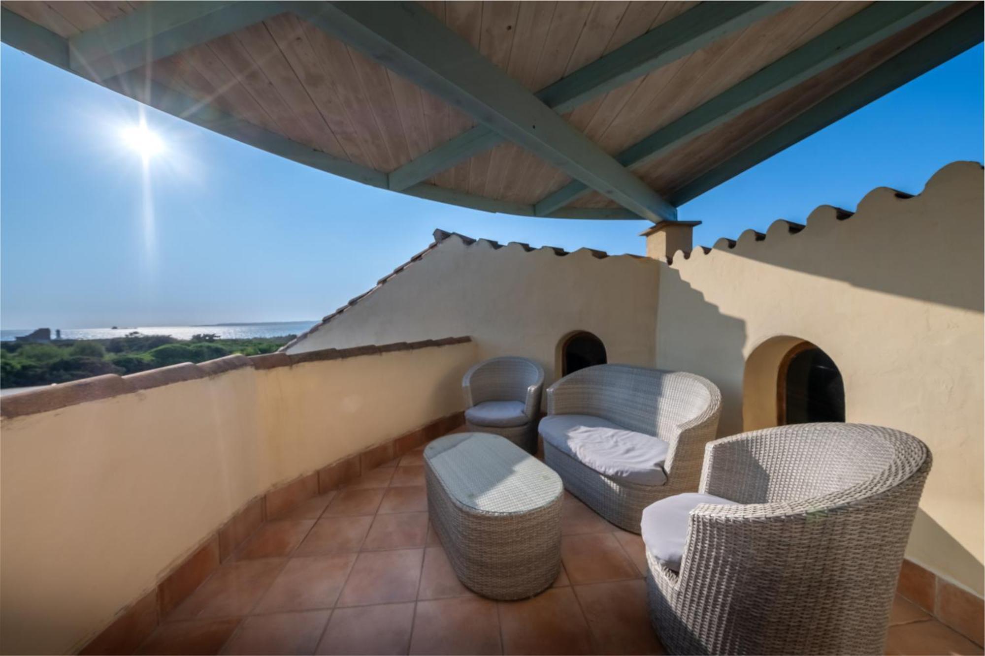 Hotel Luci Del Faro Калазетта Экстерьер фото