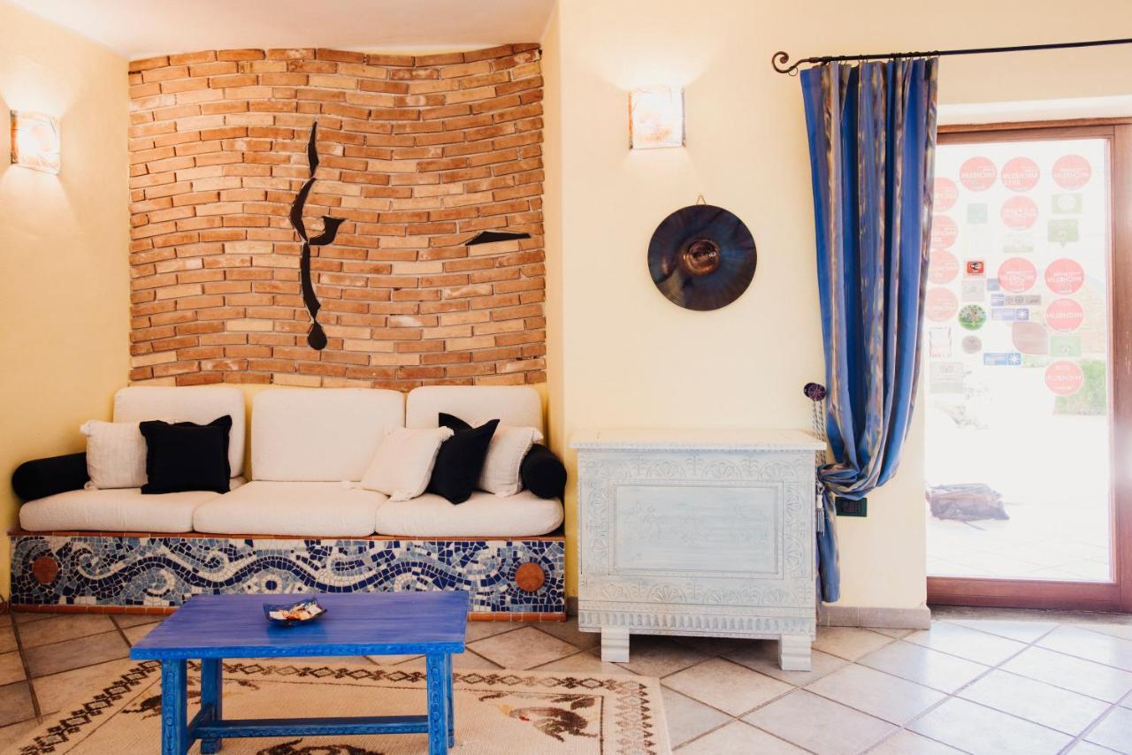 Hotel Luci Del Faro Калазетта Экстерьер фото